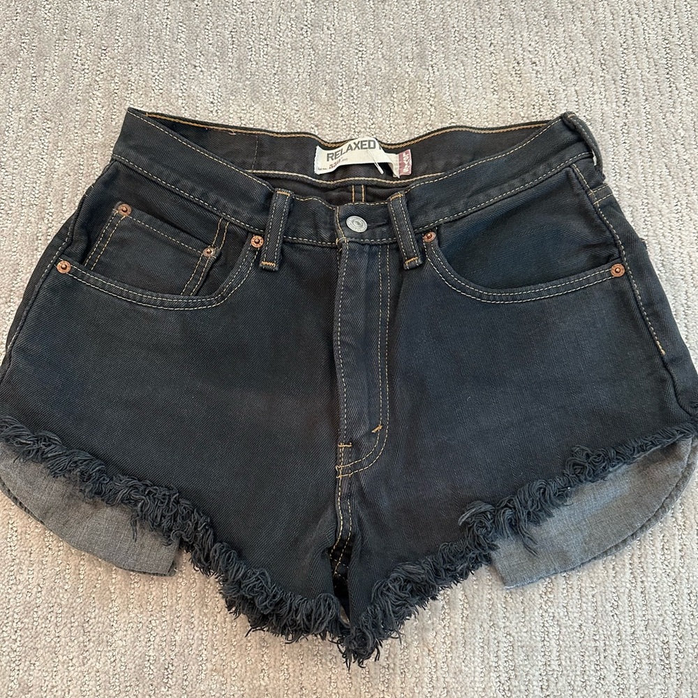 Levi's 550 Cutoff Dark Blue Jean Shorts Women 31